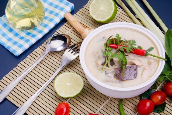 La zuppa tom kha kai
