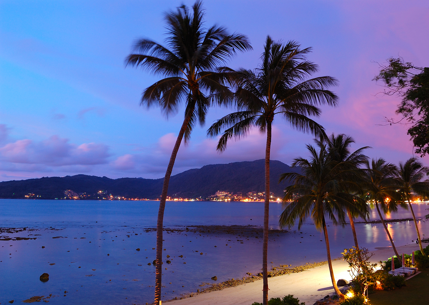 La spiaggia di Patong a Phuket