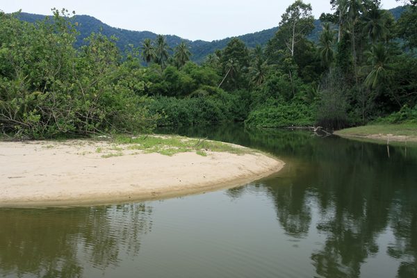 Una spiaggia deserta della costa di Khanom